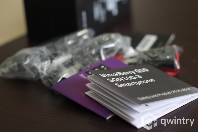 Комплектация - Блог Бандерольки, рис. 1 Blackberry Q10 3